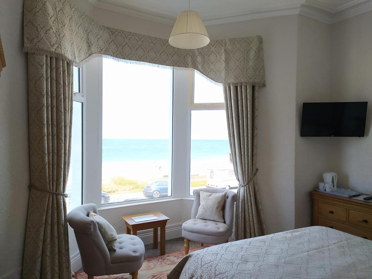 Frosty Towers Bed & Breakfast Llandudno Dış mekan fotoğraf